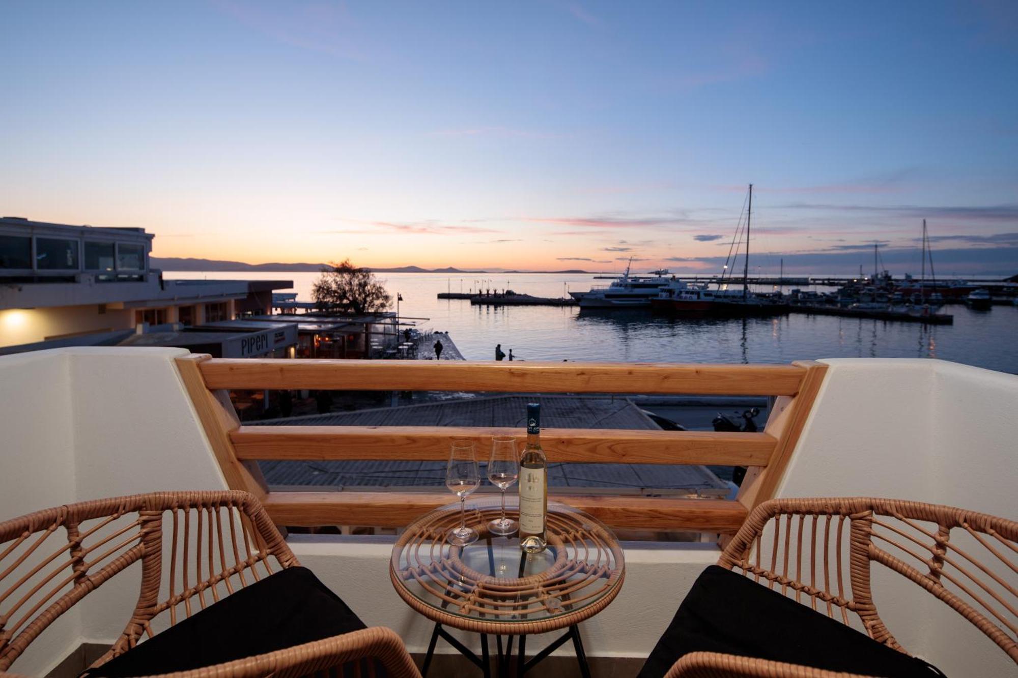 Apartment Due Venti Downtown Naxos Sunset View