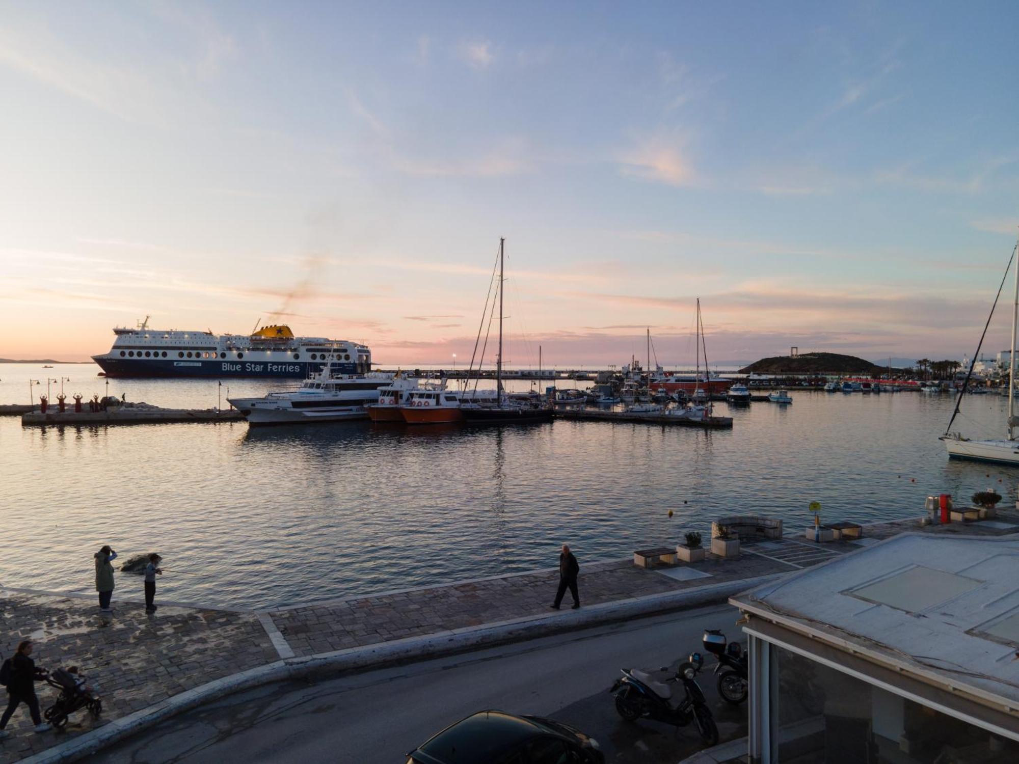 Due Venti Downtown Naxos Sunset View *